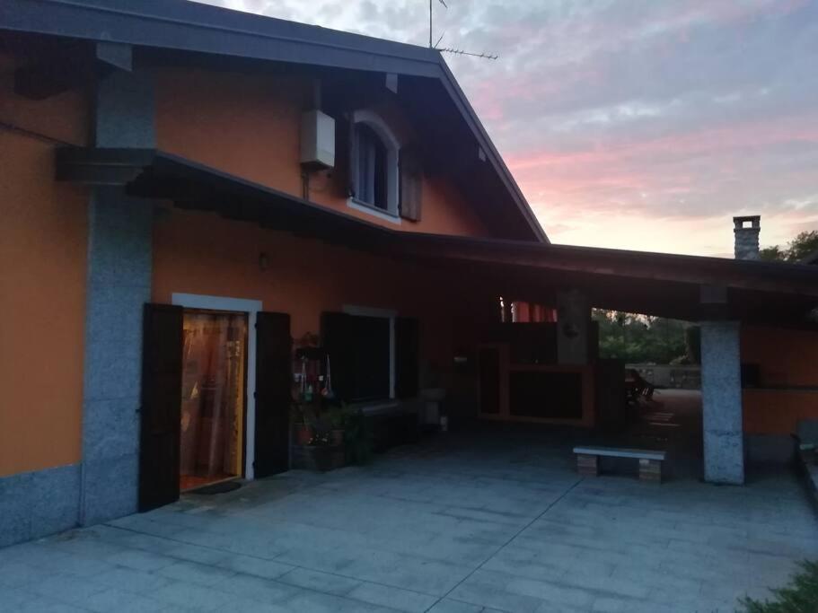 Un Bell Incontro Apartment Borgo Ticino Ngoại thất bức ảnh